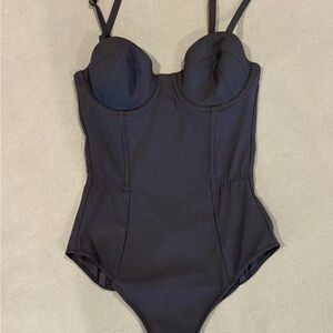 New with tags fleur du mal bodysuit black
